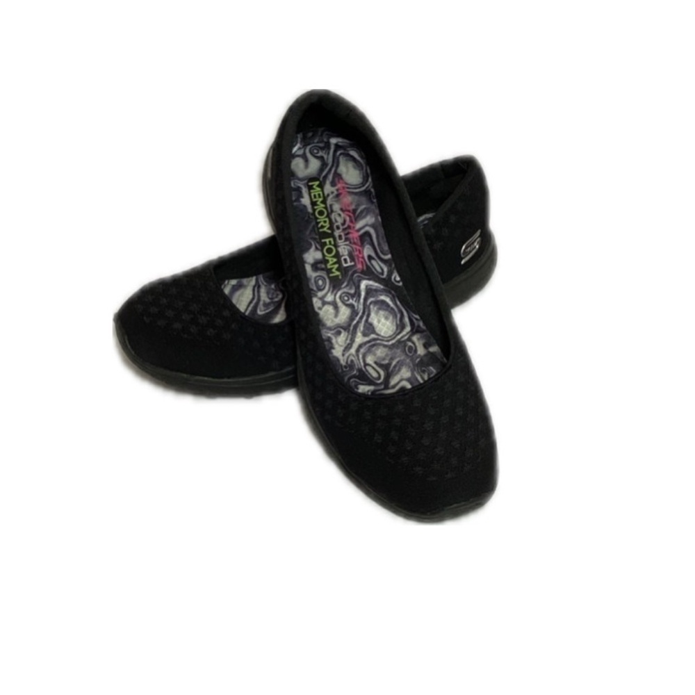 SKECHERS - SLIP-ON FLATS WOMENS SIZE: 6.5